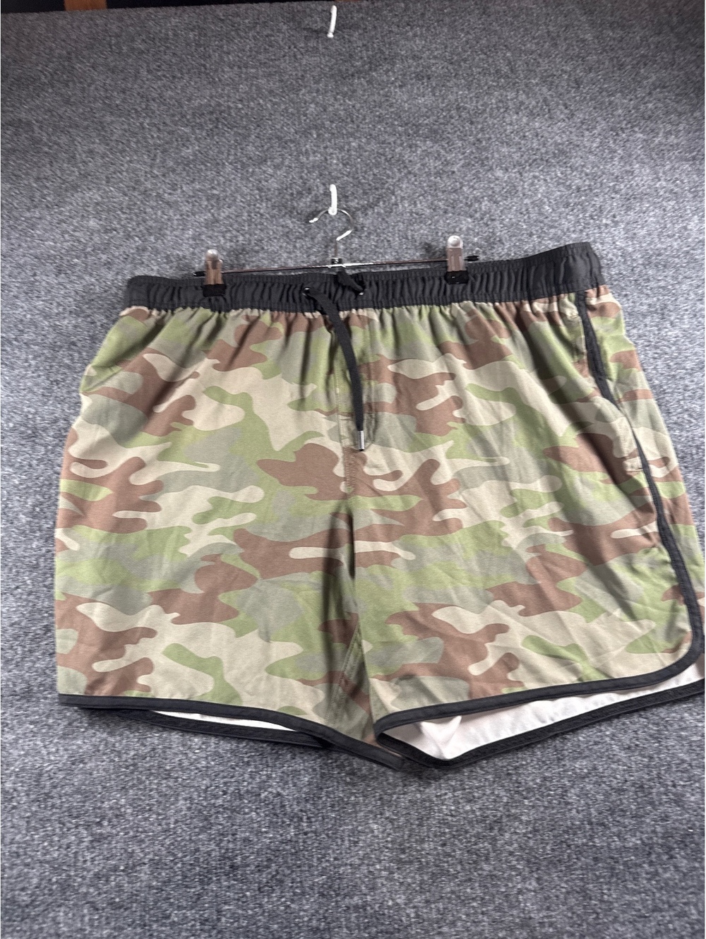 George Mens XL Camo Athletic Shorts Green Brown Drawstring Elastic Waist